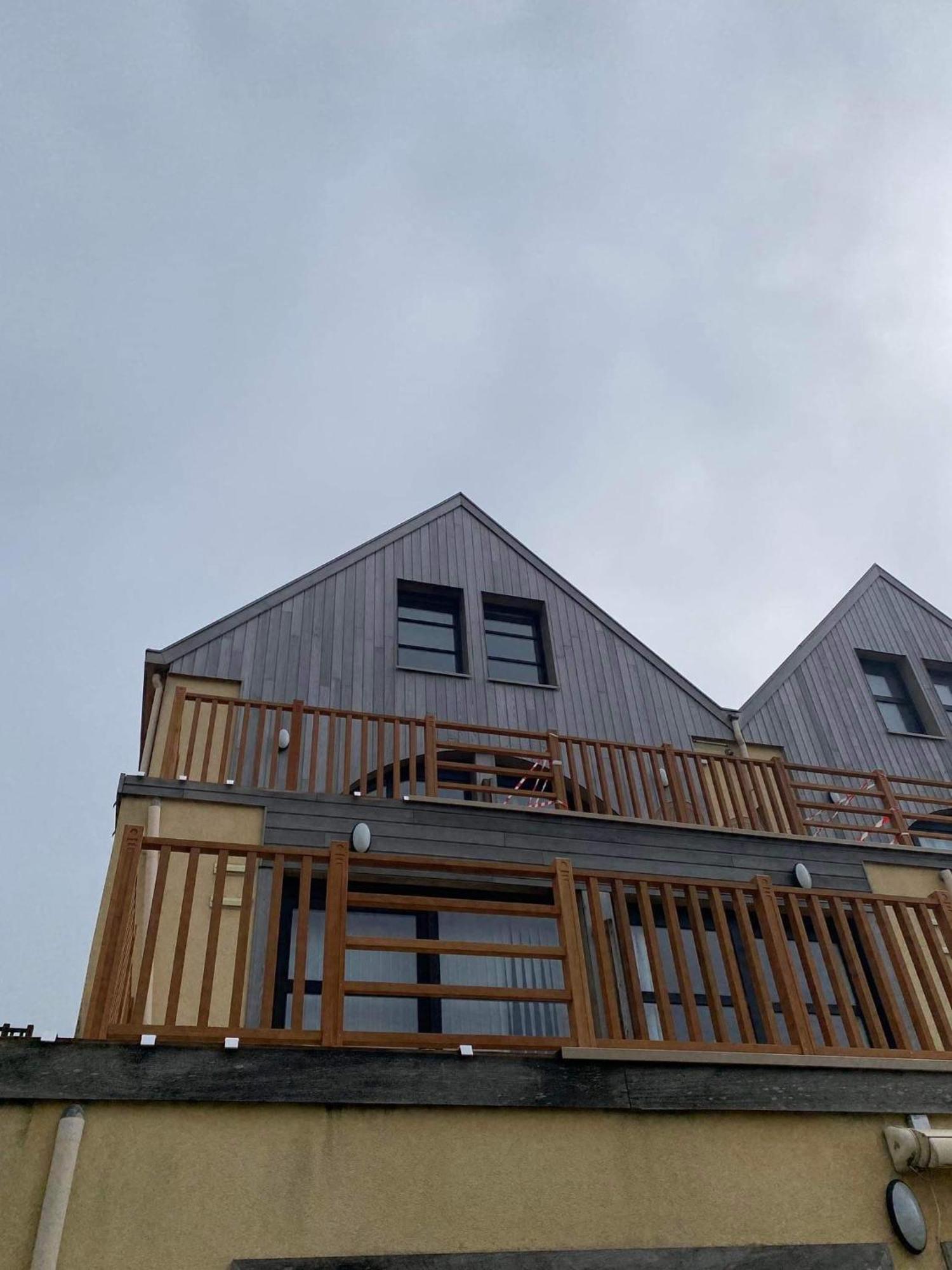 Le 246 - Duplex face à la mer pour 4 personnes, Wifi, TV full Sat, Parking Wimereux Exterior foto